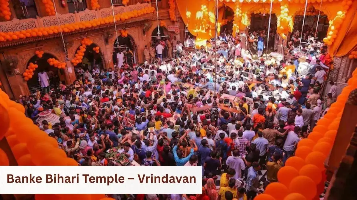 4. Banke Bihari Temple – Vrindavan Banke Bihari Temple – Vrindavan