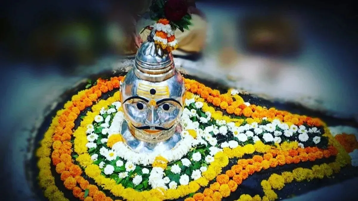 Trimbakeshwar Jyotirlinga – Nashik, Maharashtra Trimbakeshwar Jyotirlinga – Nashik, Maharashtra