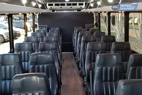 32 Seater Luxury Bus