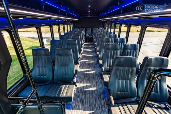 35 Seater Luxury Bus