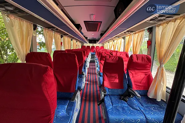 40 Seater Luxury Bus