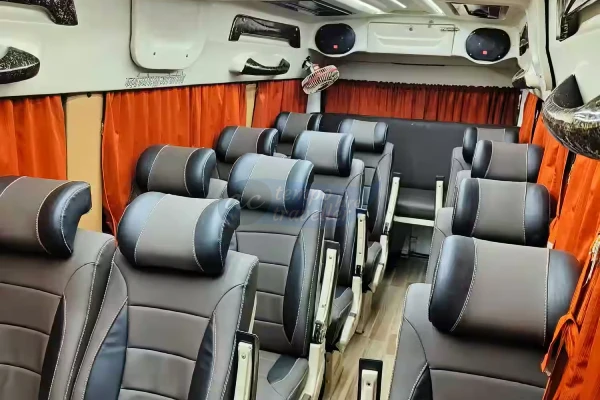 17 Seater Tempo Traveller in Goa