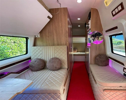 7 Seater Vanity Van with Toilet and Bed 7 Seater Vanity Van with Toilet and Bed